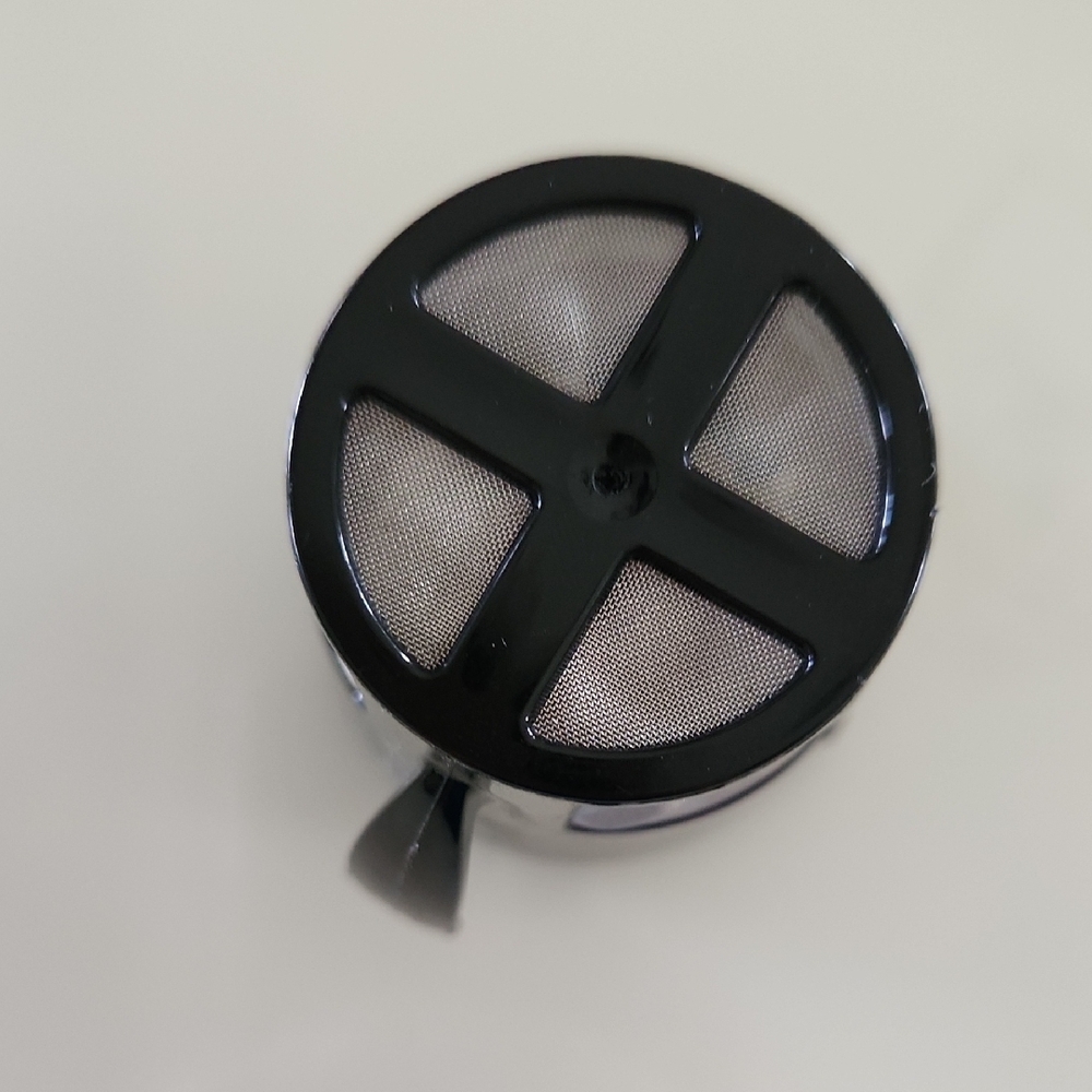Keurig 2.0 My K-Cup Reusable Coffee Filter - Black with Red Accent - Picture 6 of 7